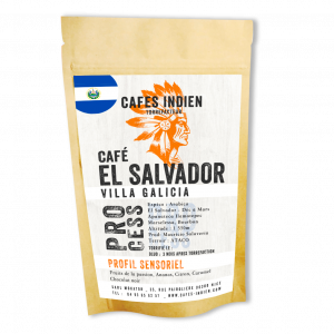 EL SAVADOR  PINEAPPLE
