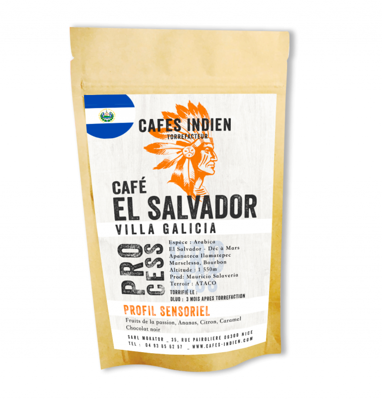 EL SAVADOR  PINEAPPLE